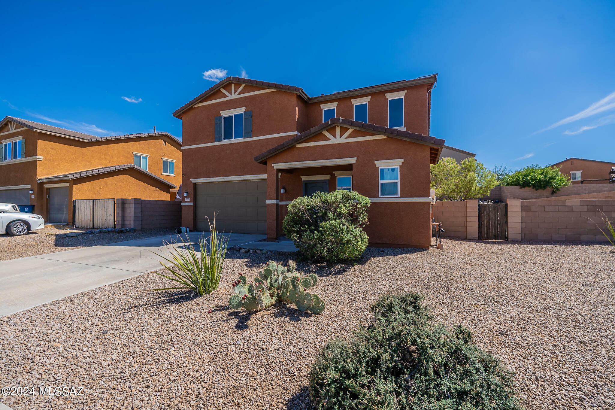 Property Photo:  441 W Charles L McKay Street  AZ 85641 