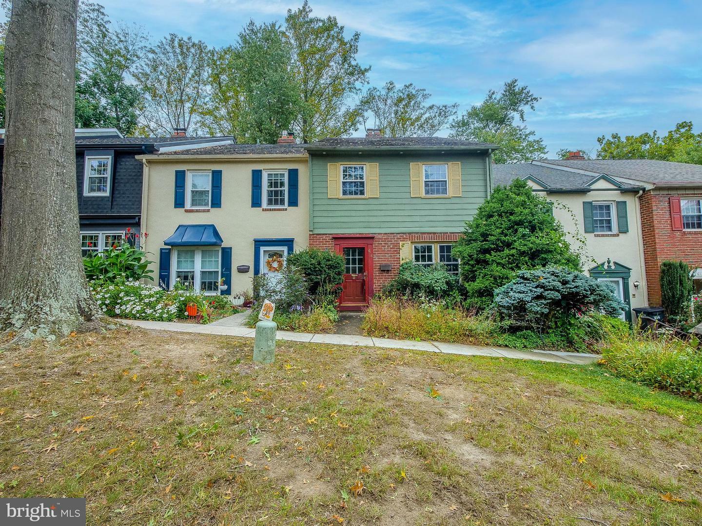 Property Photo:  616 W Saint Andrews Drive  PA 19063 