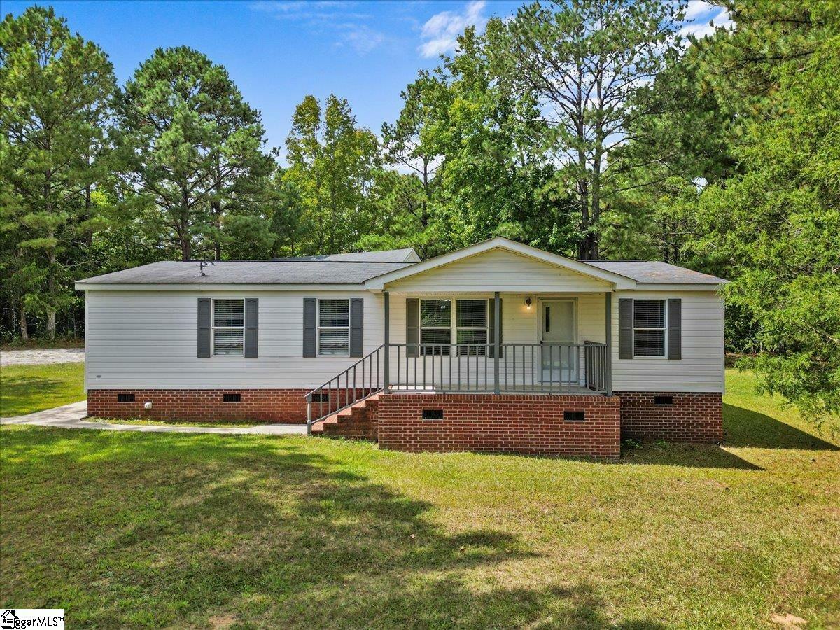 Property Photo:  103 Burgundy Road  SC 29645 