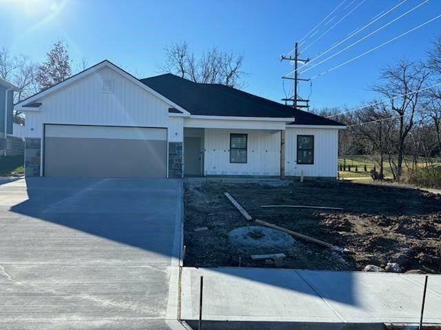 4000 Stacey Way Court  St Joseph MO 64505 photo