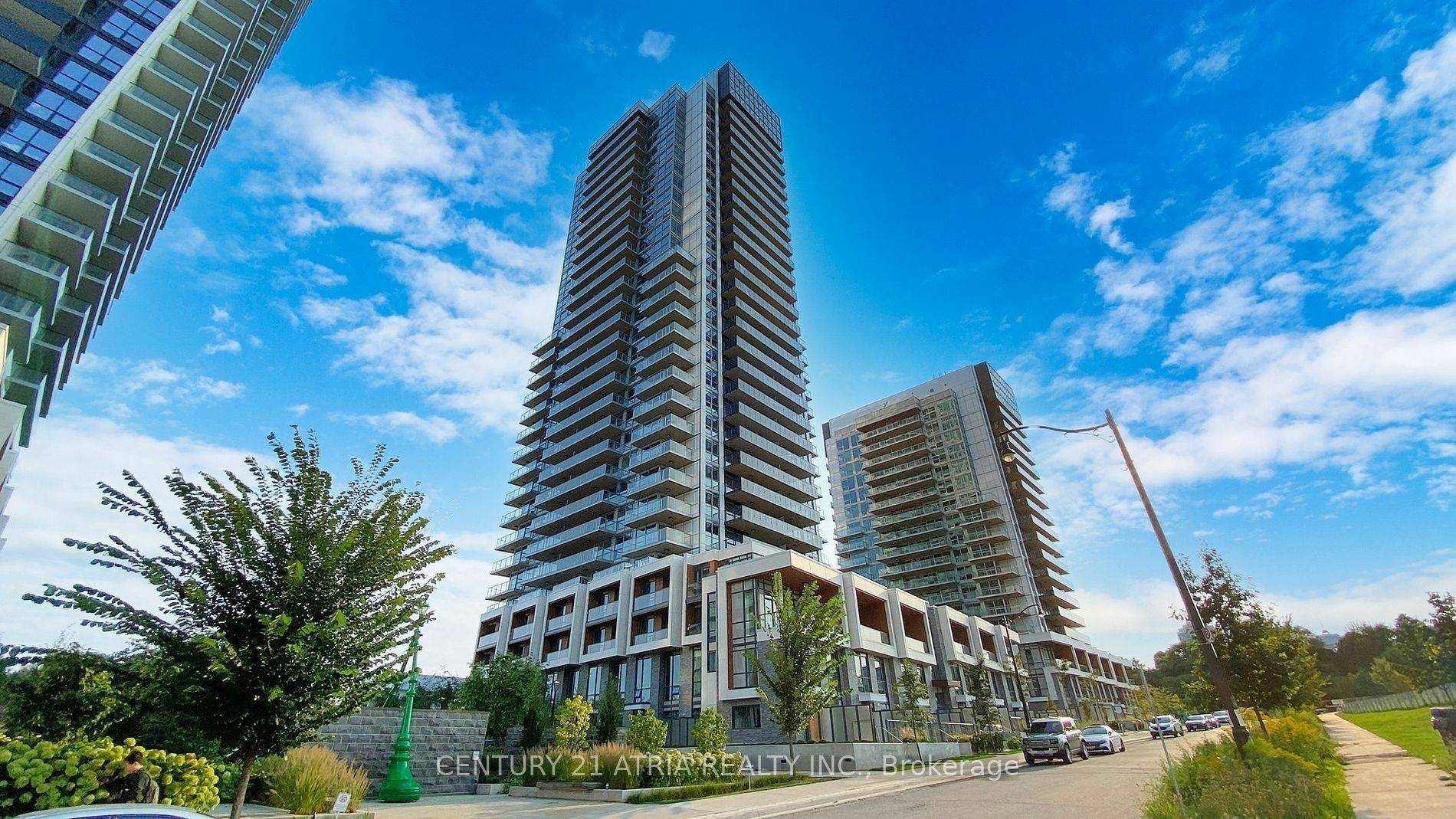 25 McMahon Dr 302  Toronto ON M2K 0J2 photo