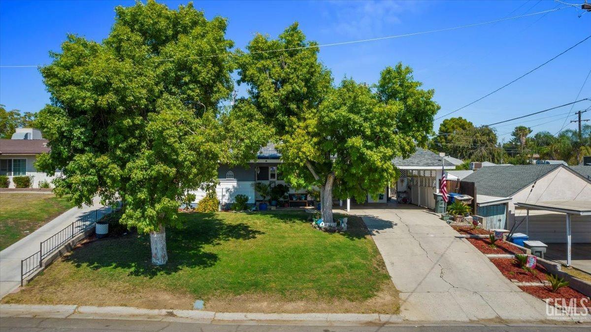 Property Photo:  2460 Corto Street  CA 93306 