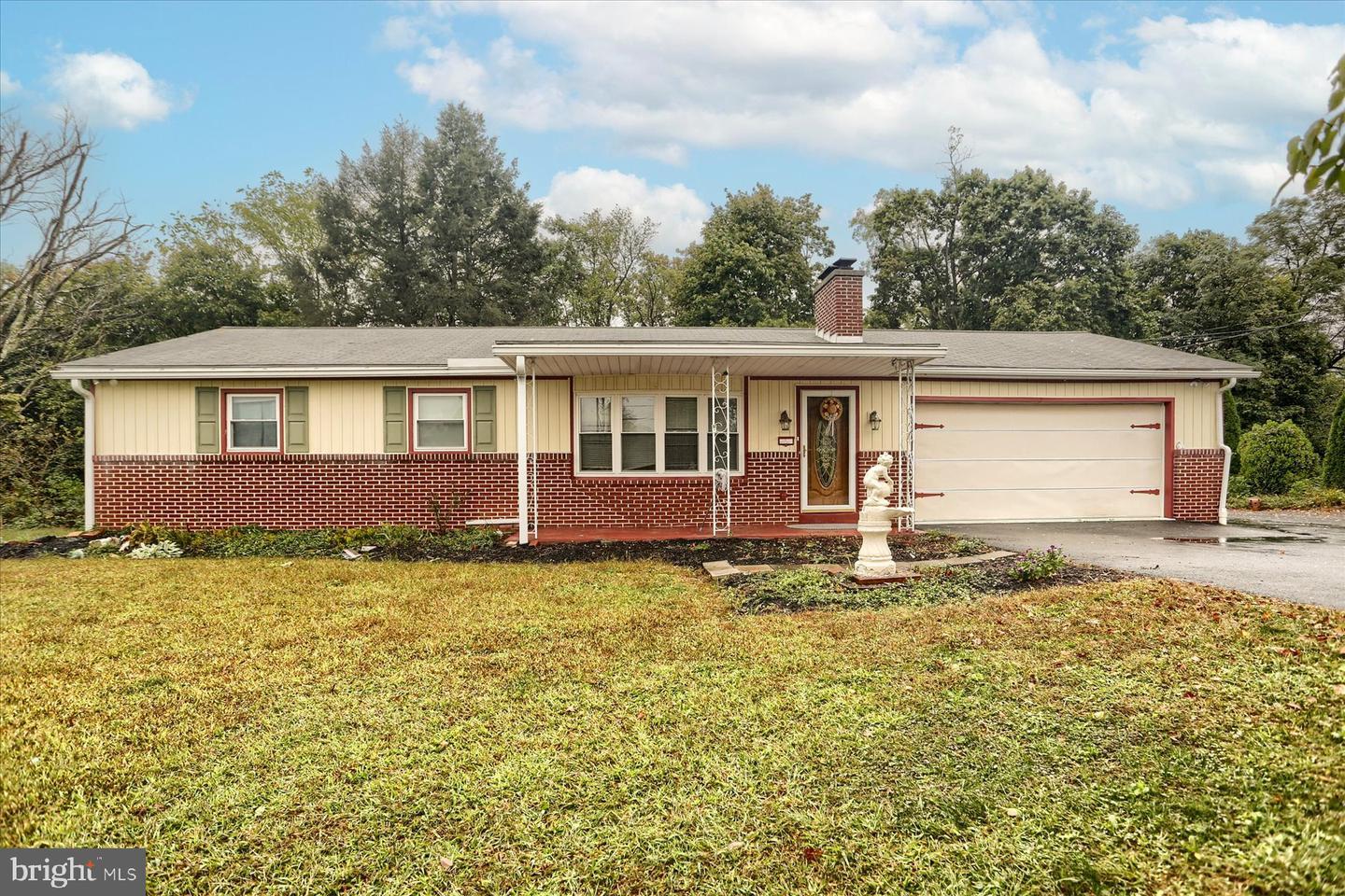 15 Hickory Drive  Duncannon PA 17020 photo