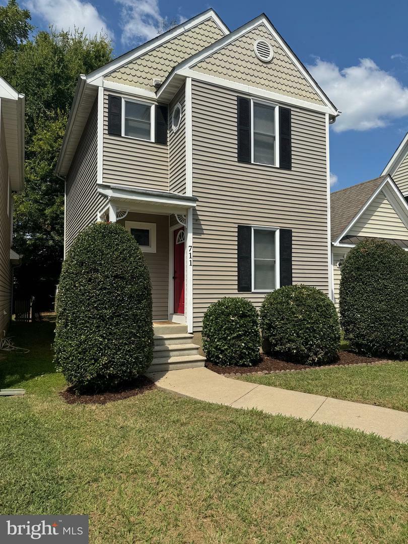 Property Photo: 711 Stuart Street VA 22401