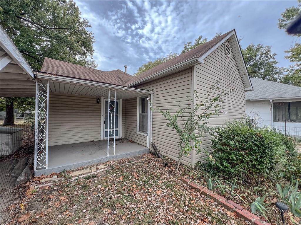 Property Photo:  1311 W 9th Street  KS 67337 