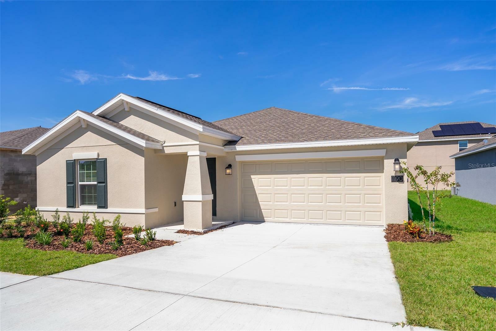 Property Photo:  1190 Pomelo Street  FL 33837 