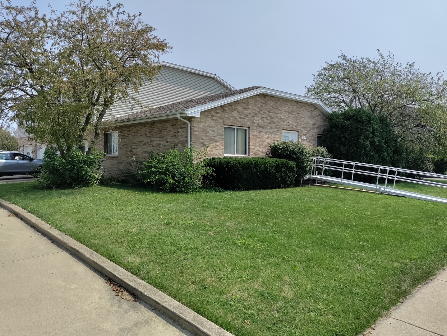 Property Photo:  121 E Division Street  IL 60950 