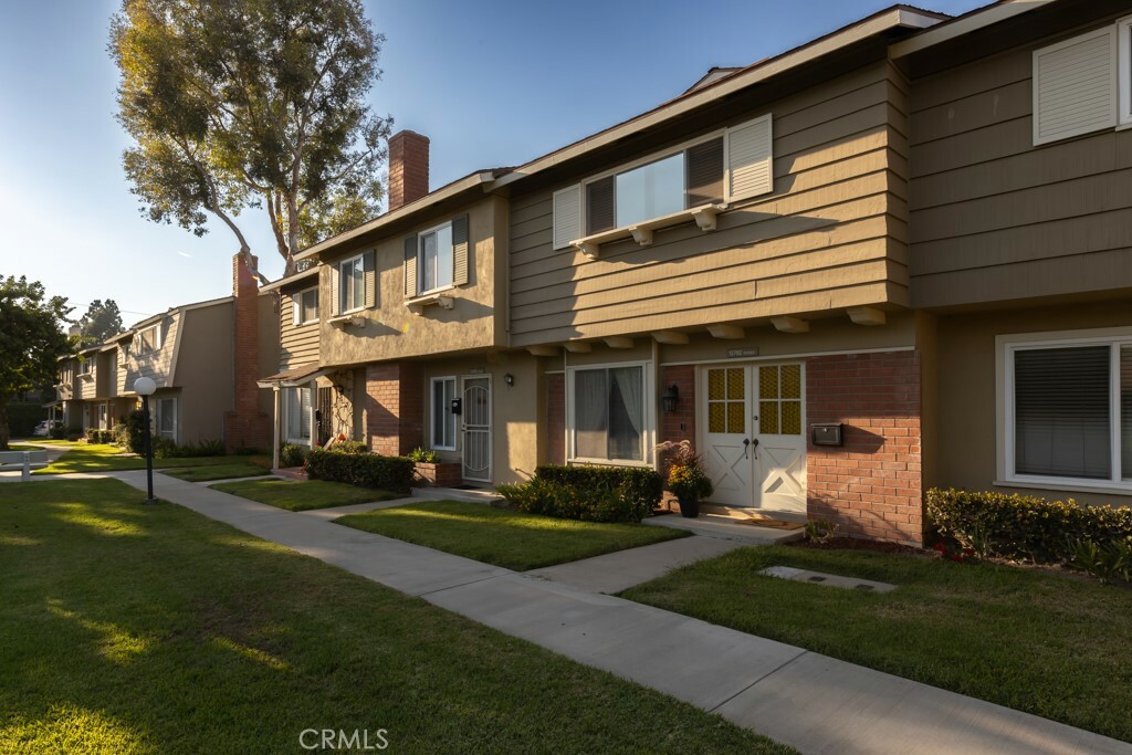 Property Photo:  12782 Sussex Circle  CA 92840 