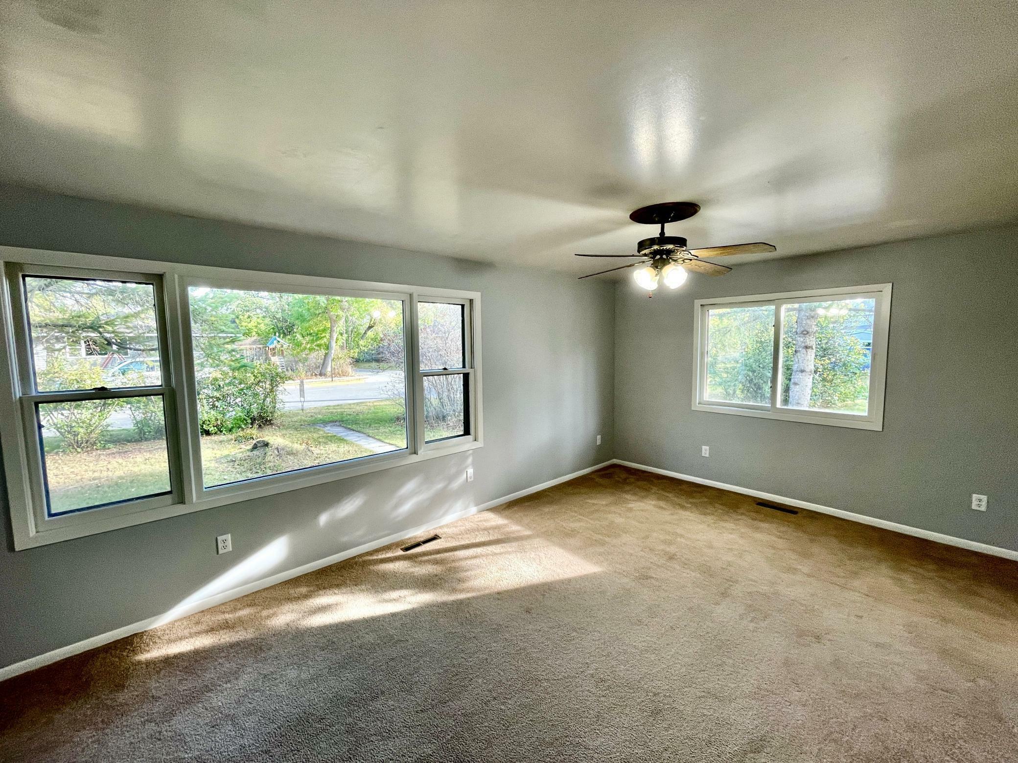 Property Photo:  510 20th Street NW  MN 56601 