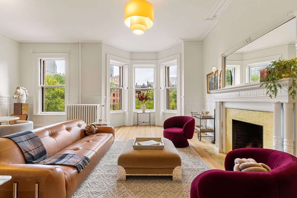 Property Photo: 339 Commonwealth Ave 2 MA 02115
