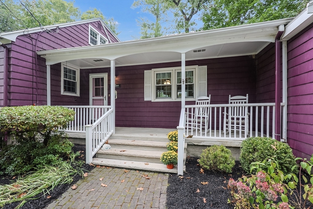 Property Photo:  3 Southwick Rd  MA 01864 