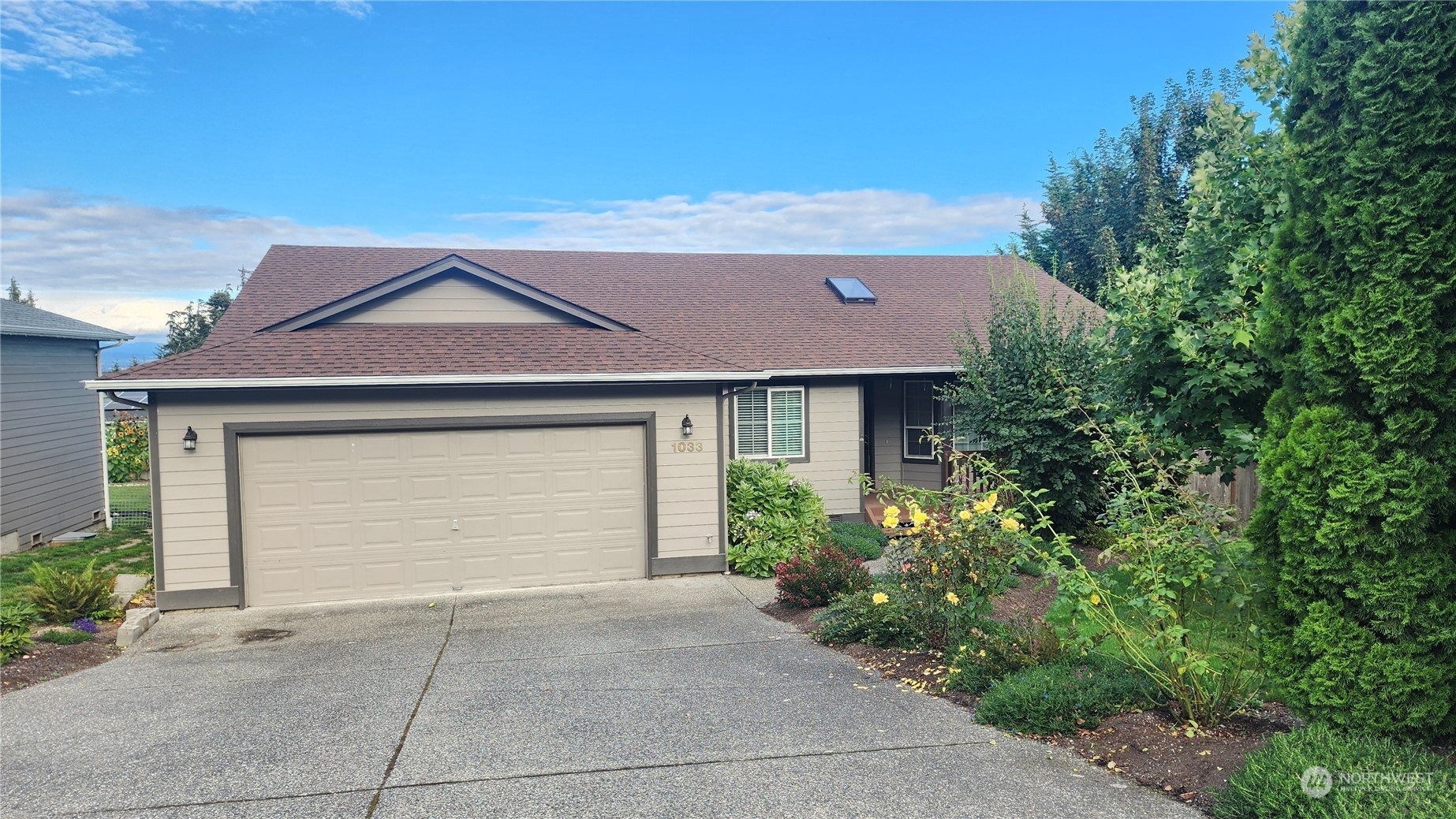 1033 Fisher King Way  Camano Island WA 98282 photo