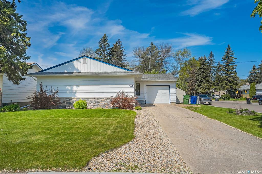 Photo de la propriété:  502 Copland Crescent  SK S7H 2Z5 