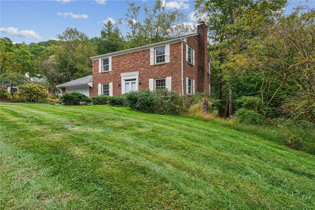 Property Photo:  4939 Longview Court  PA 15668 