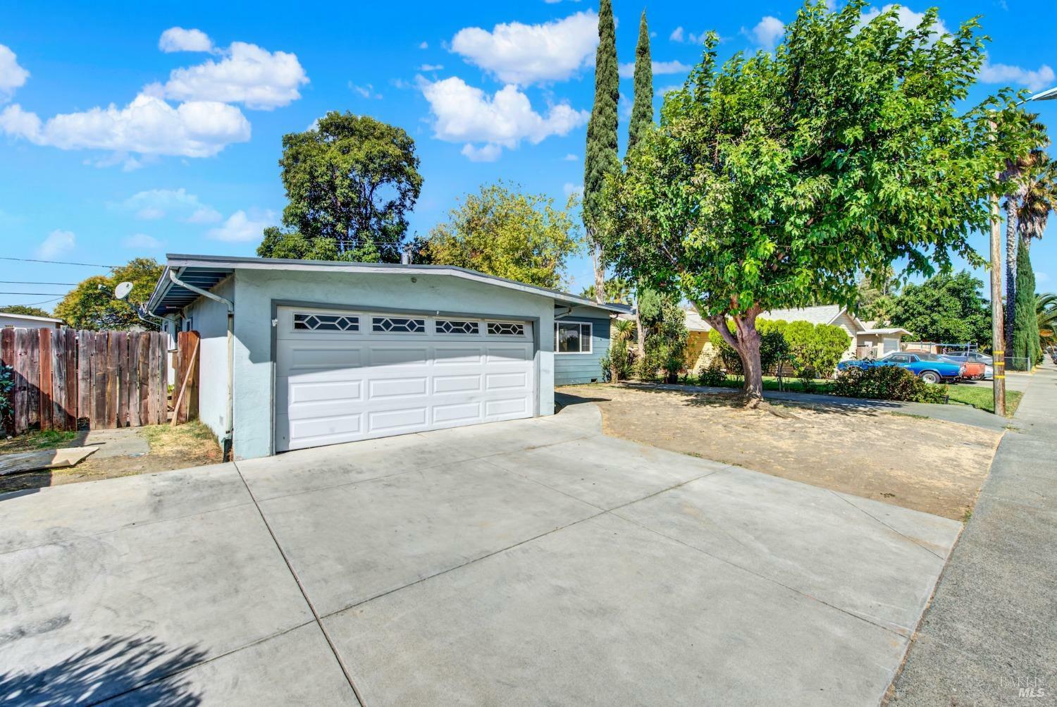 Property Photo:  1749 Kidder Avenue  CA 94533 