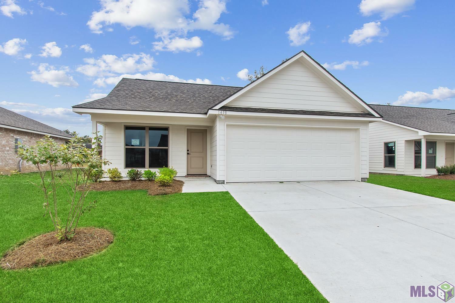 Property Photo: 1181 Marlena Meadows Drive LA 70737