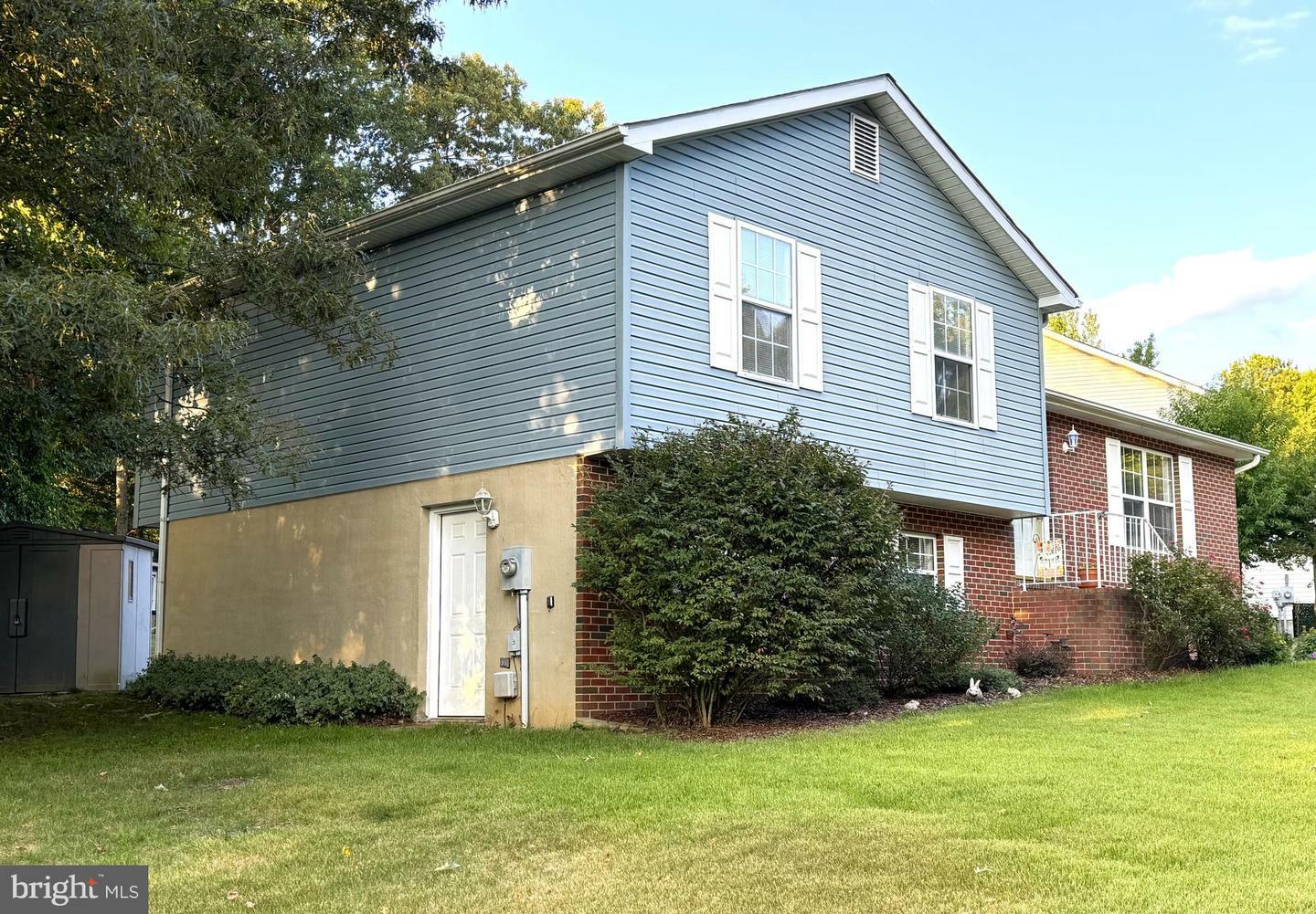 Property Photo:  20725 Wolftrap Street  MD 20653 