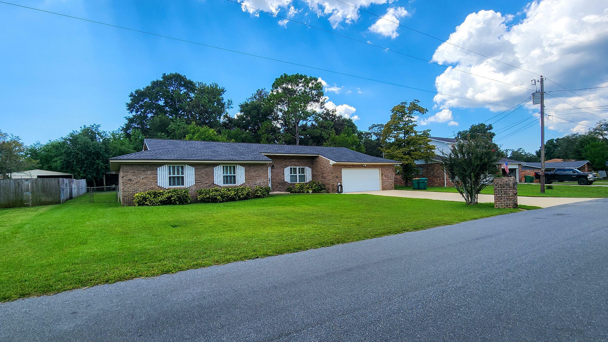 Property Photo:  16 Maple Avenue  FL 32579 