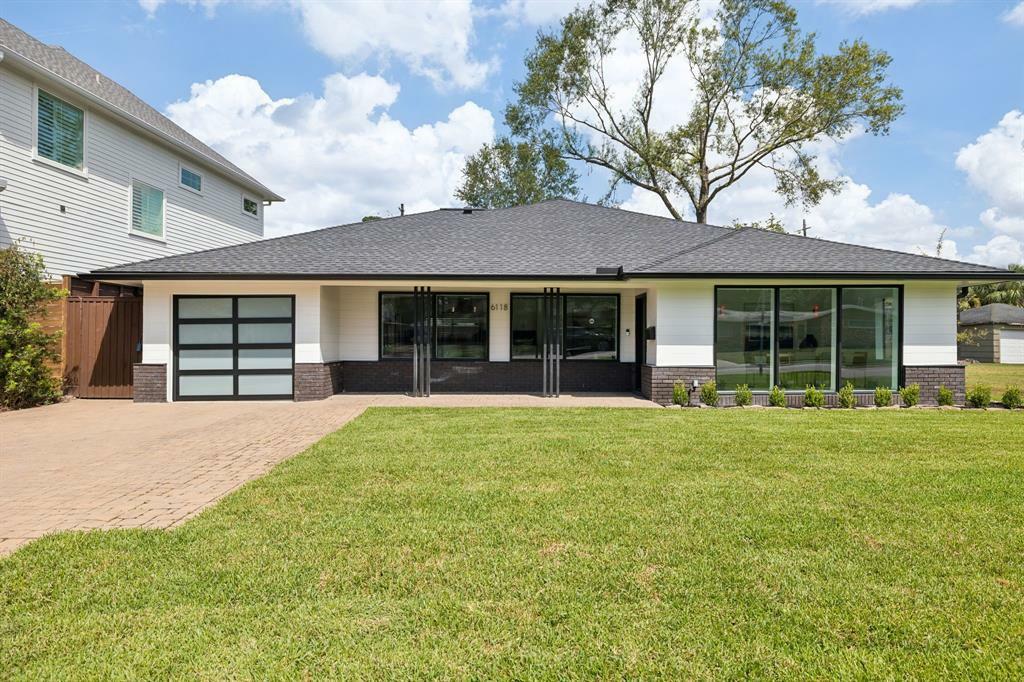 Property Photo:  6118 Hurst Street  TX 77008 