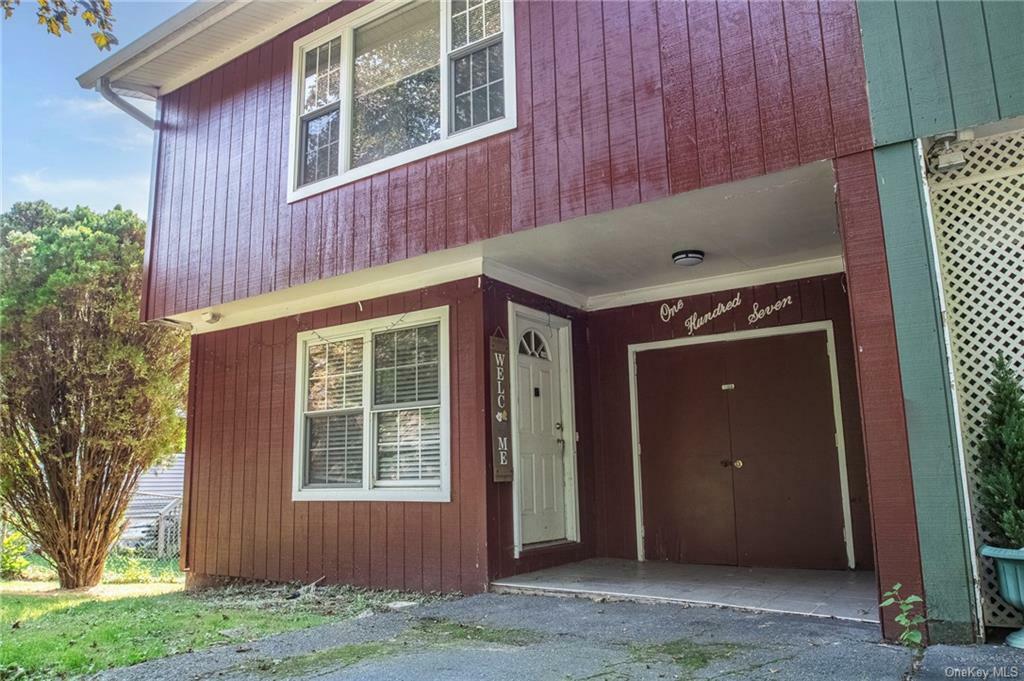 Property Photo:  107 Forest Glen Court  NY 10954 