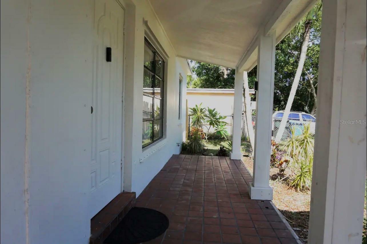 Property Photo:  121 NW 53rd Court  FL 33309 