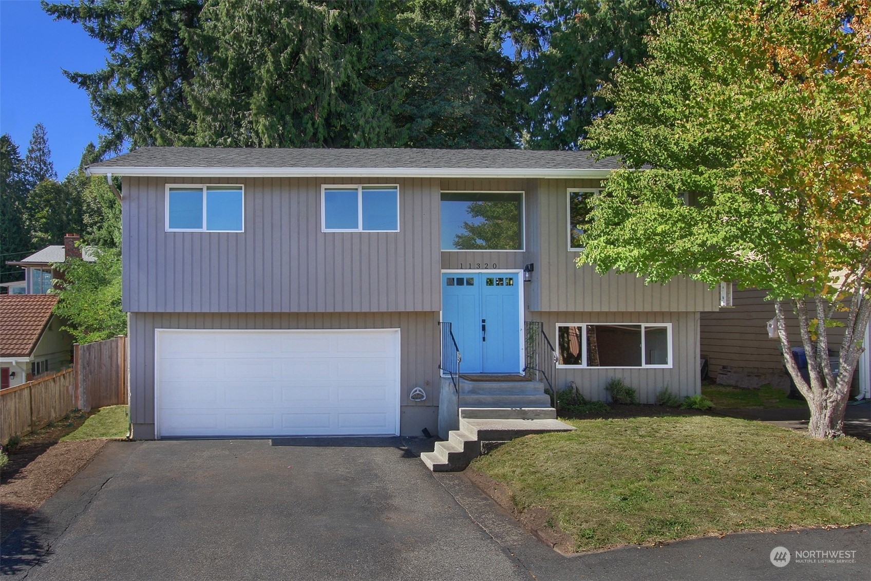 Property Photo:  11320 E Ibberson Drive  WA 98208 