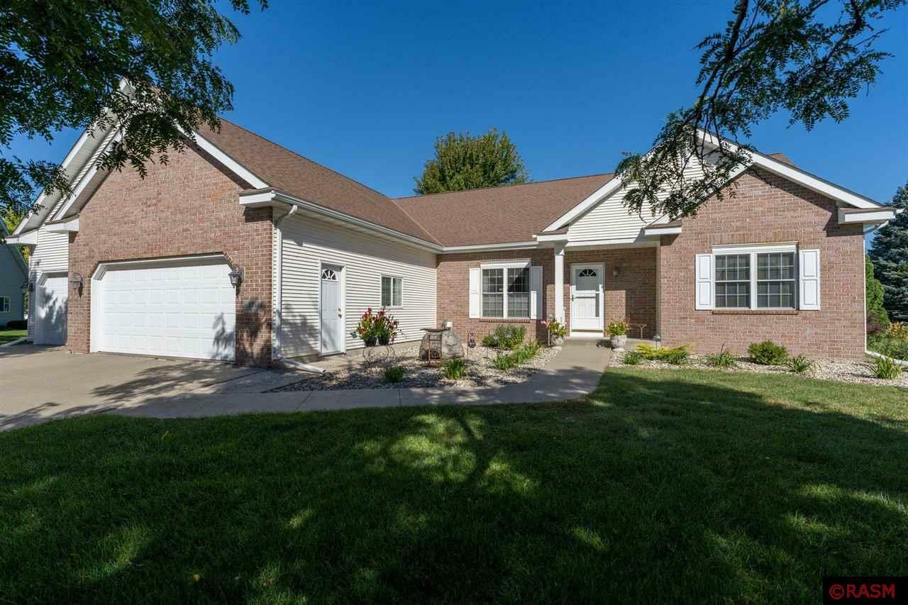 Property Photo:  17 Snowbird Court  MN 56003 