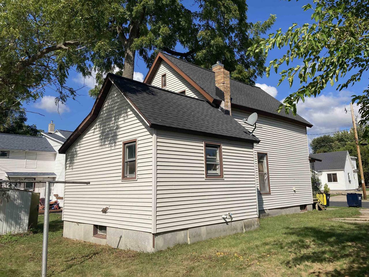 Property Photo:  108 Wisconsin Street  WI 53948 