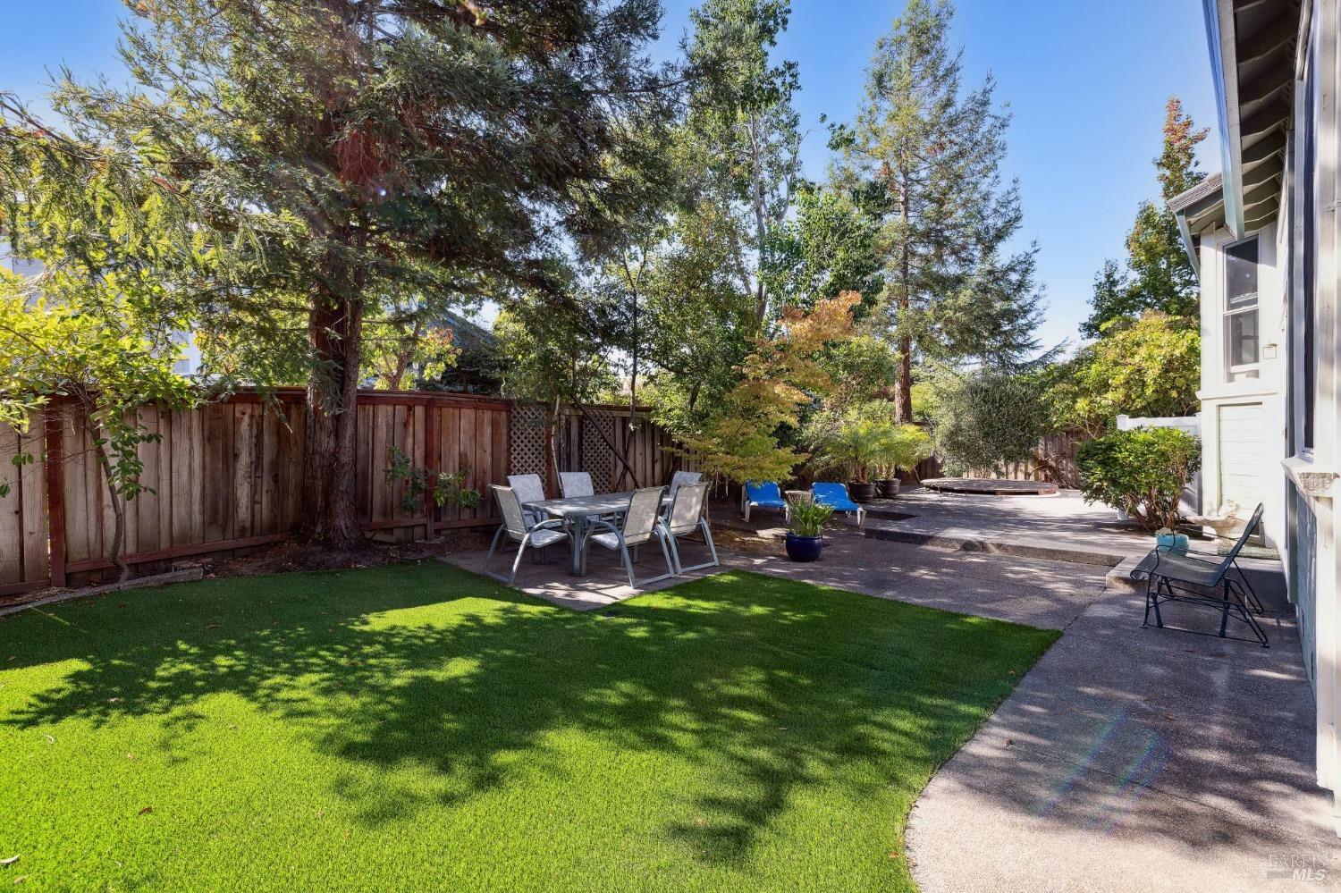 Property Photo:  322 Elderberry Drive  CA 94952 