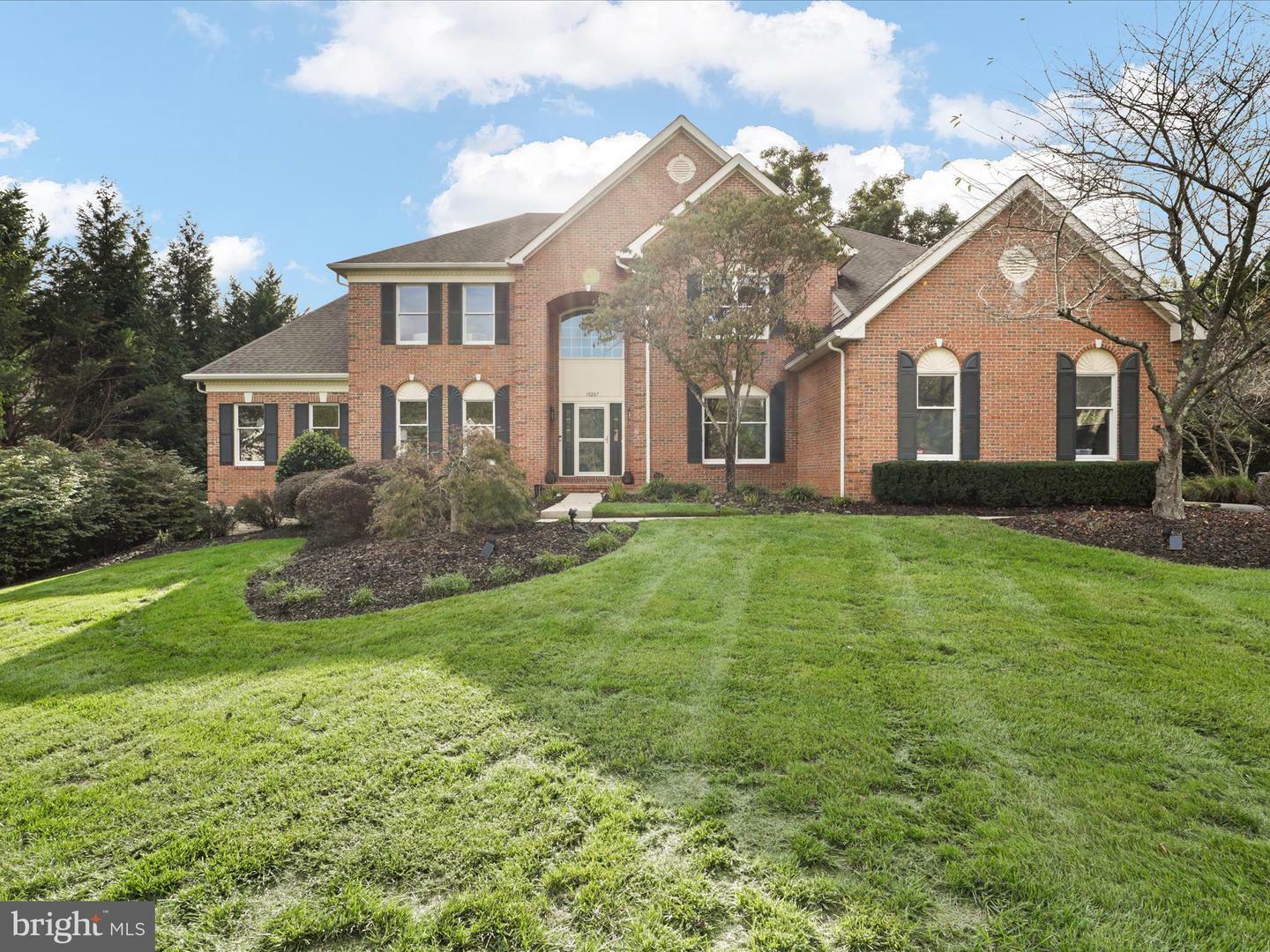 Property Photo:  10207 Brittenford Drive  VA 22182 