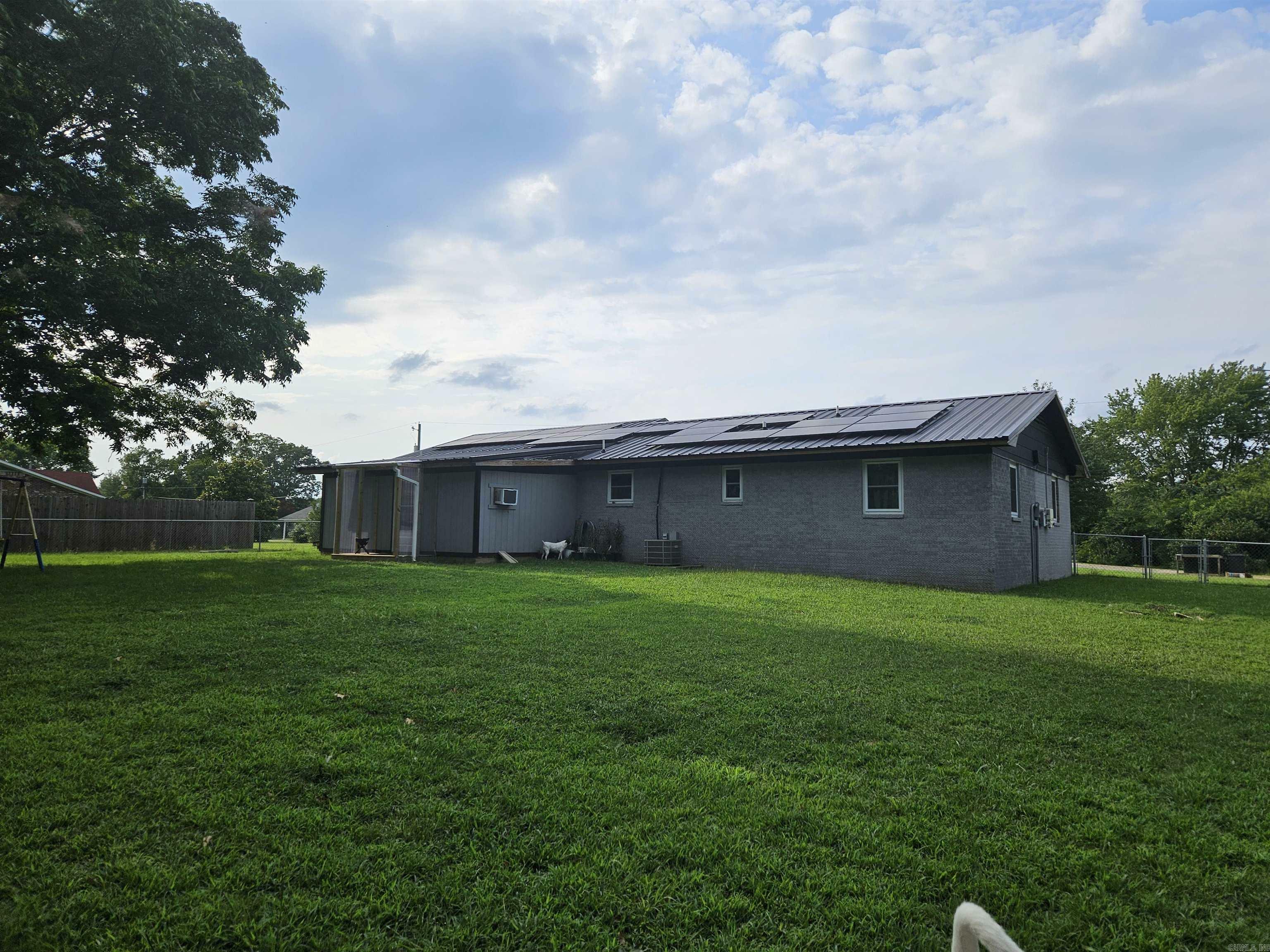 Property Photo:  1139 Crescent Drive  AR 71953 