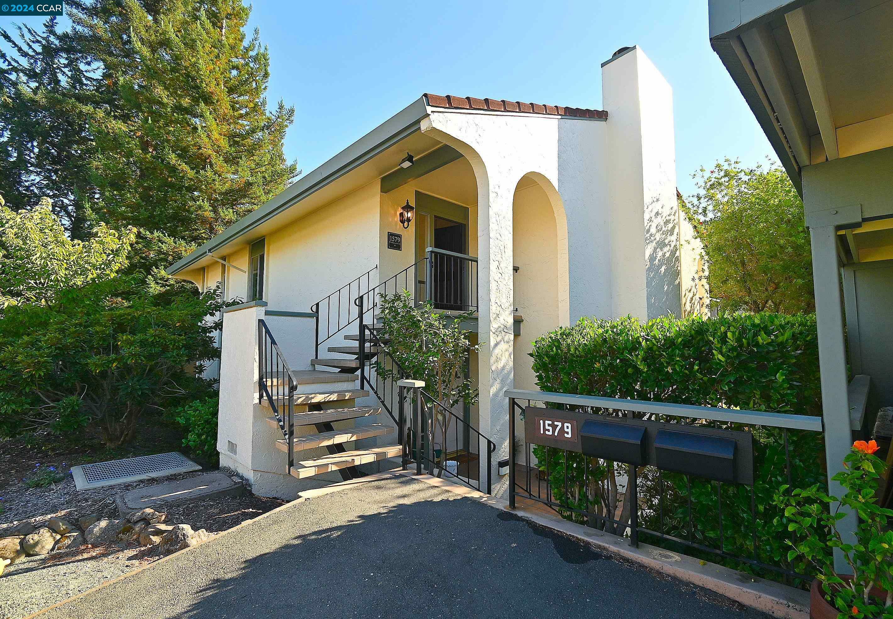 Property Photo:  1579 Ptarmigan Drive 1B  CA 94595 