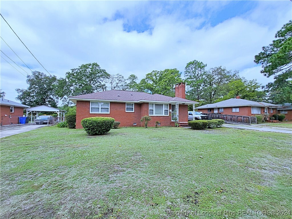 Property Photo:  1911 Seabrook Road  NC 28301 