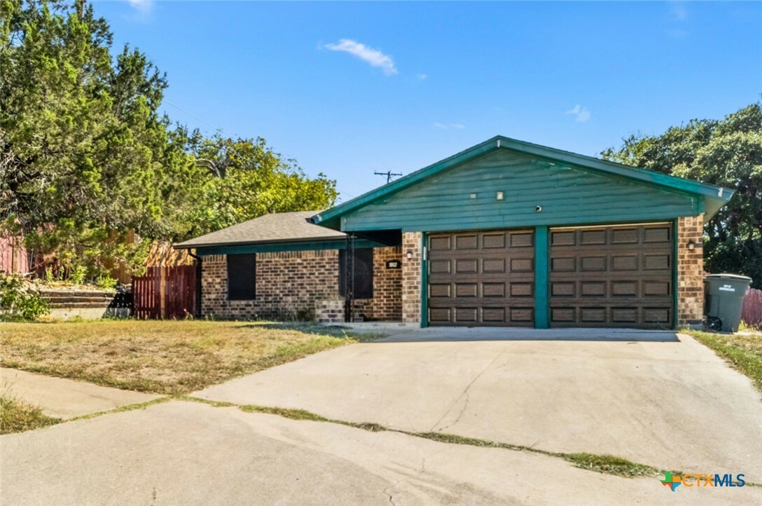 Property Photo:  1802 Wanda Street  TX 76522 