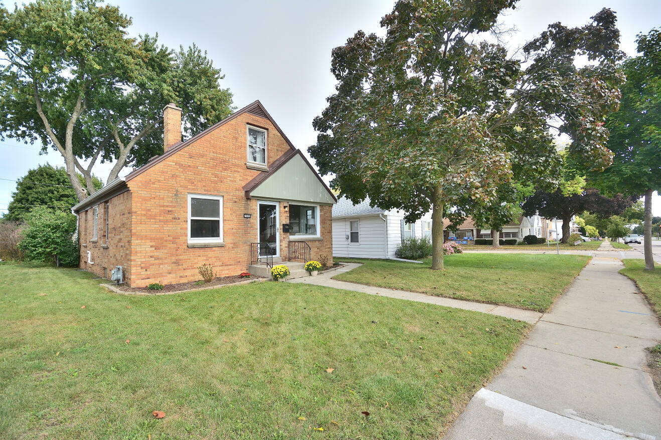 Property Photo:  7506 W Beloit Rd  WI 53219 