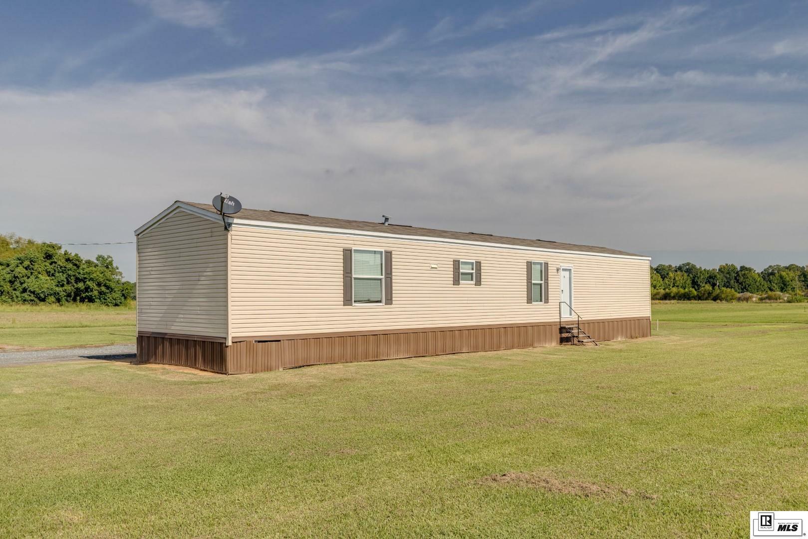 Property Photo:  3965 Bayou Acres Drive  LA 71220 