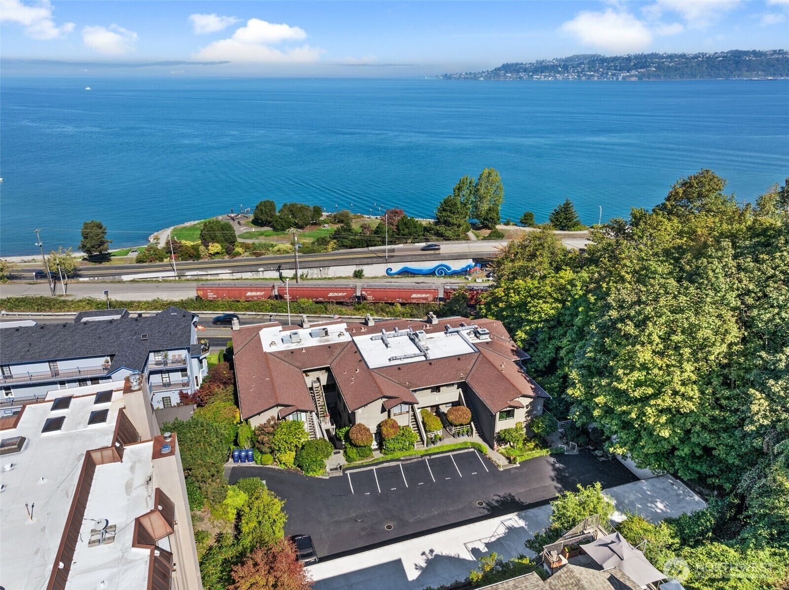 Property Photo:  2002 N 30th Street 101  WA 98403 