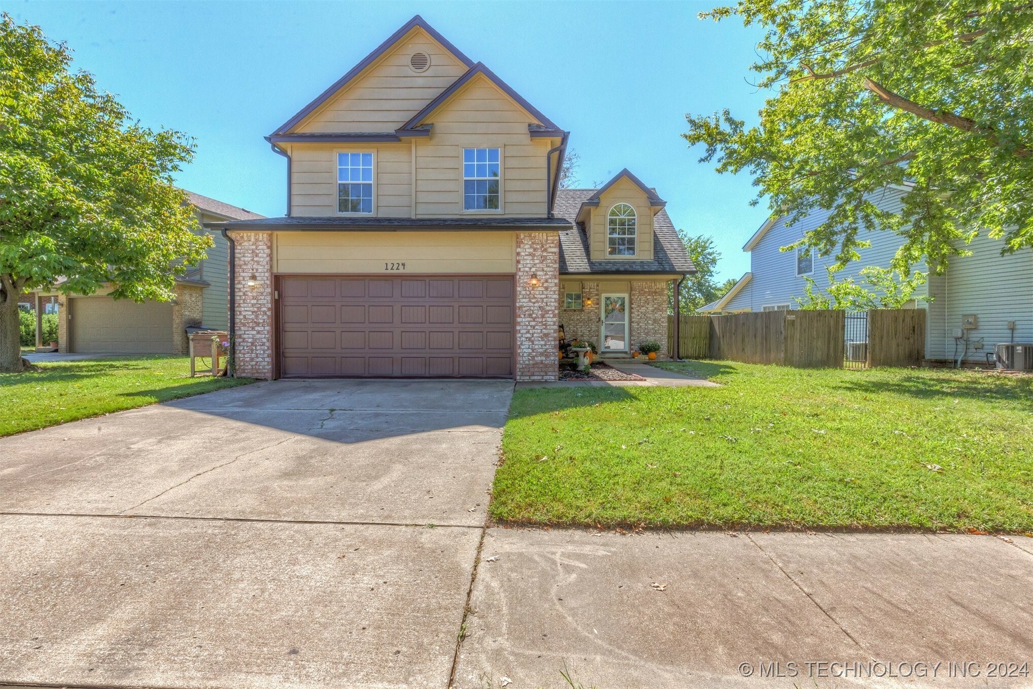 Property Photo:  1224 W 112th Drive S  OK 74037 