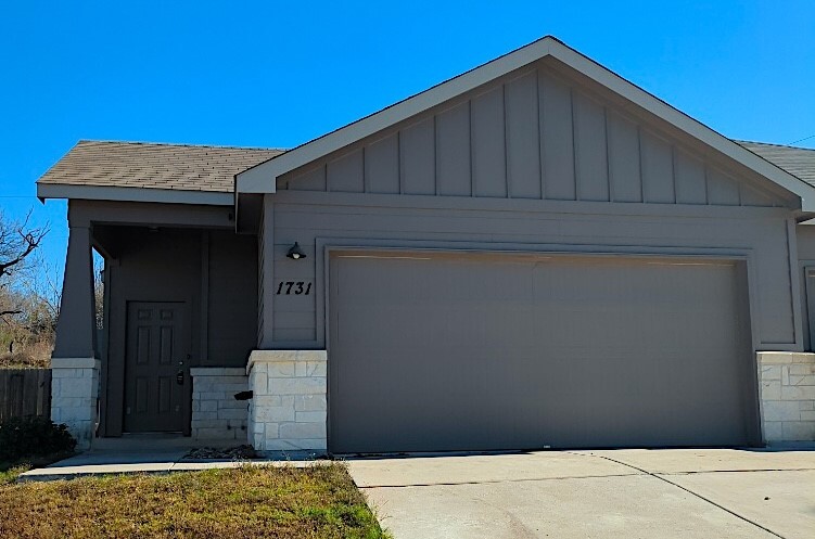 Property Photo:  1731 Davidson Ranch Drive  TX 78626 