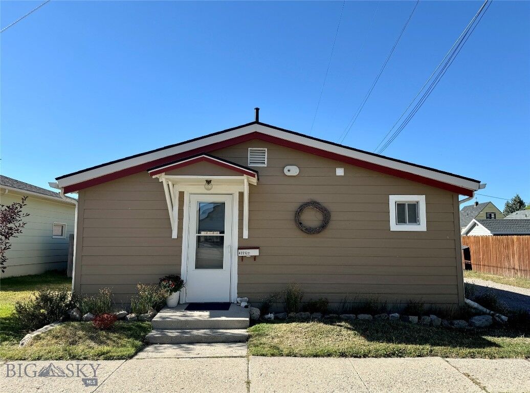 Property Photo:  422 E Center Street  MT 59725 