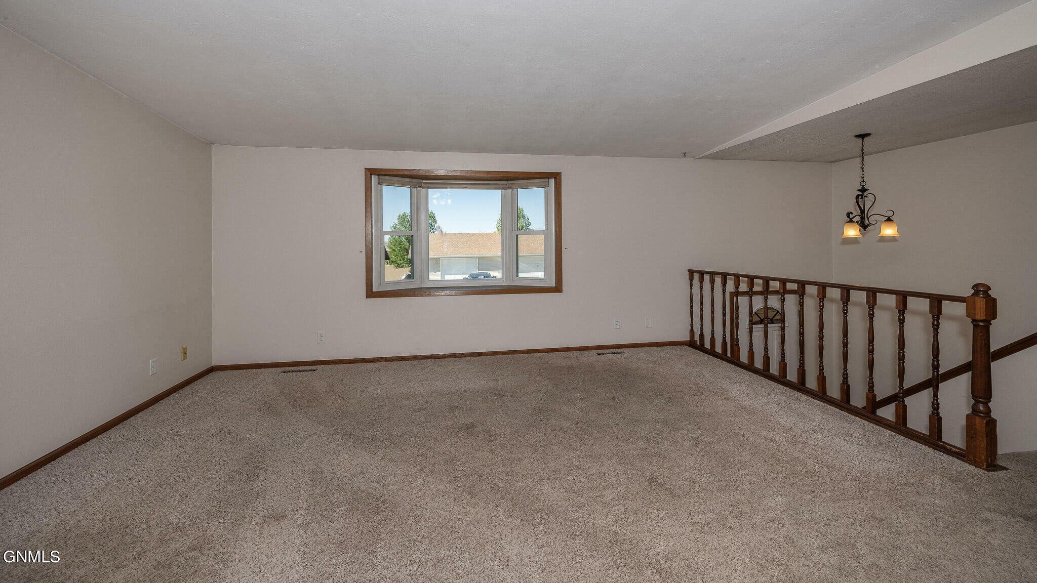 Property Photo:  212 Renee Drive  ND 58523 