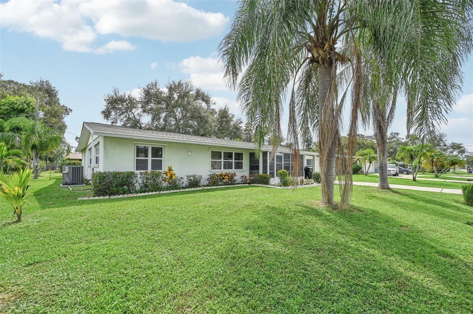 Property Photo:  1215 Cypress Avenue  FL 34285 