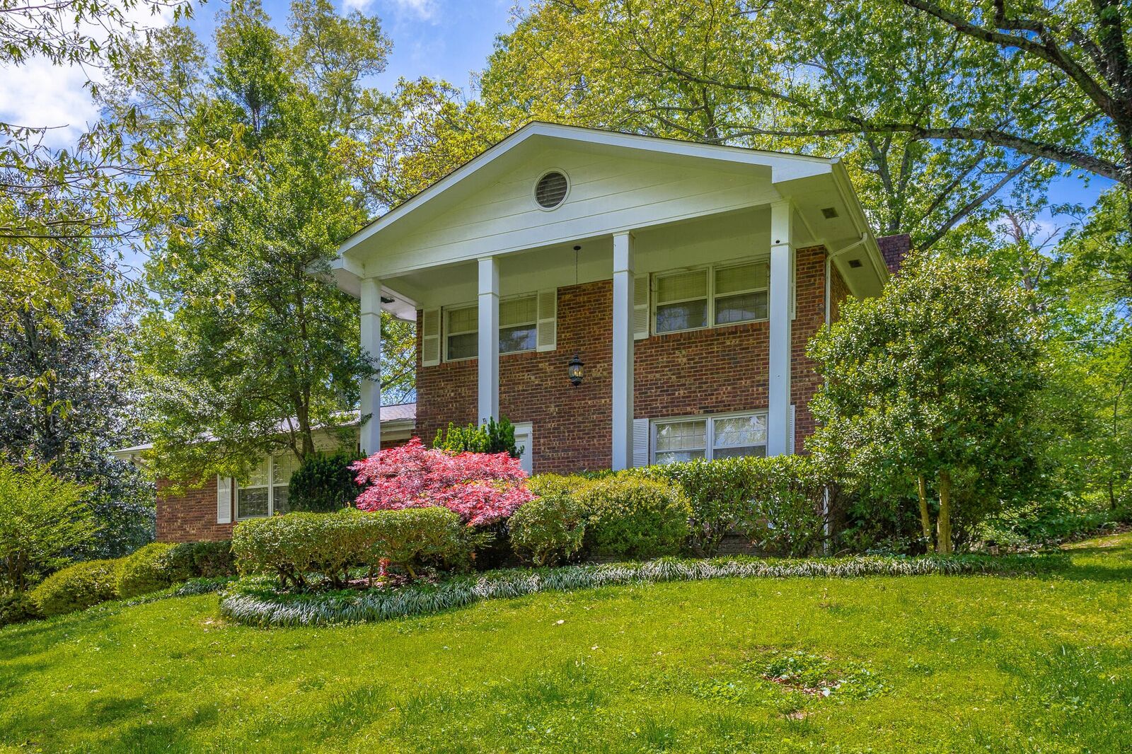 Property Photo: 1337 N Glen Drive TN 37343