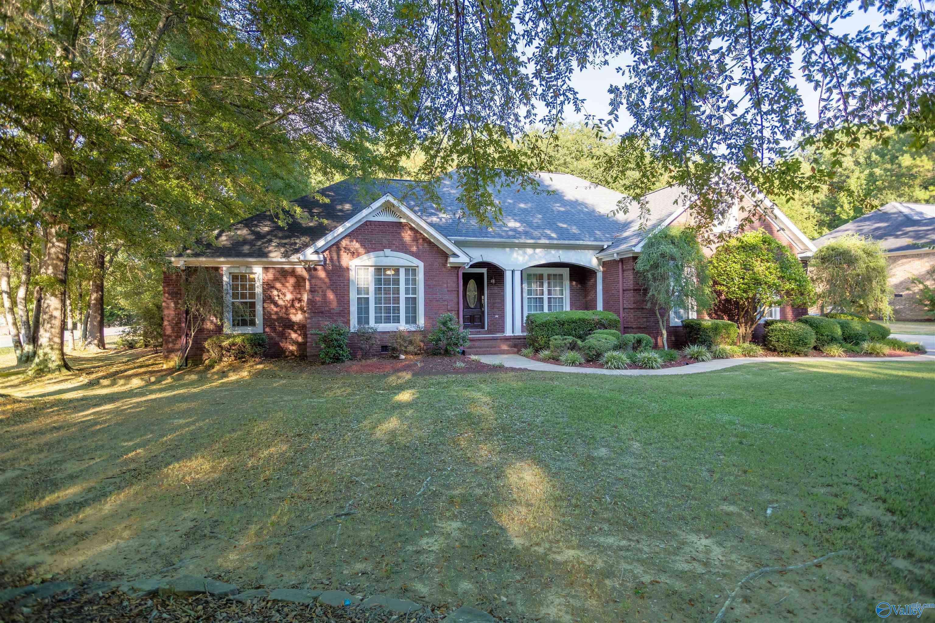 Property Photo:  101 Sweetwater Lane  AL 35906 