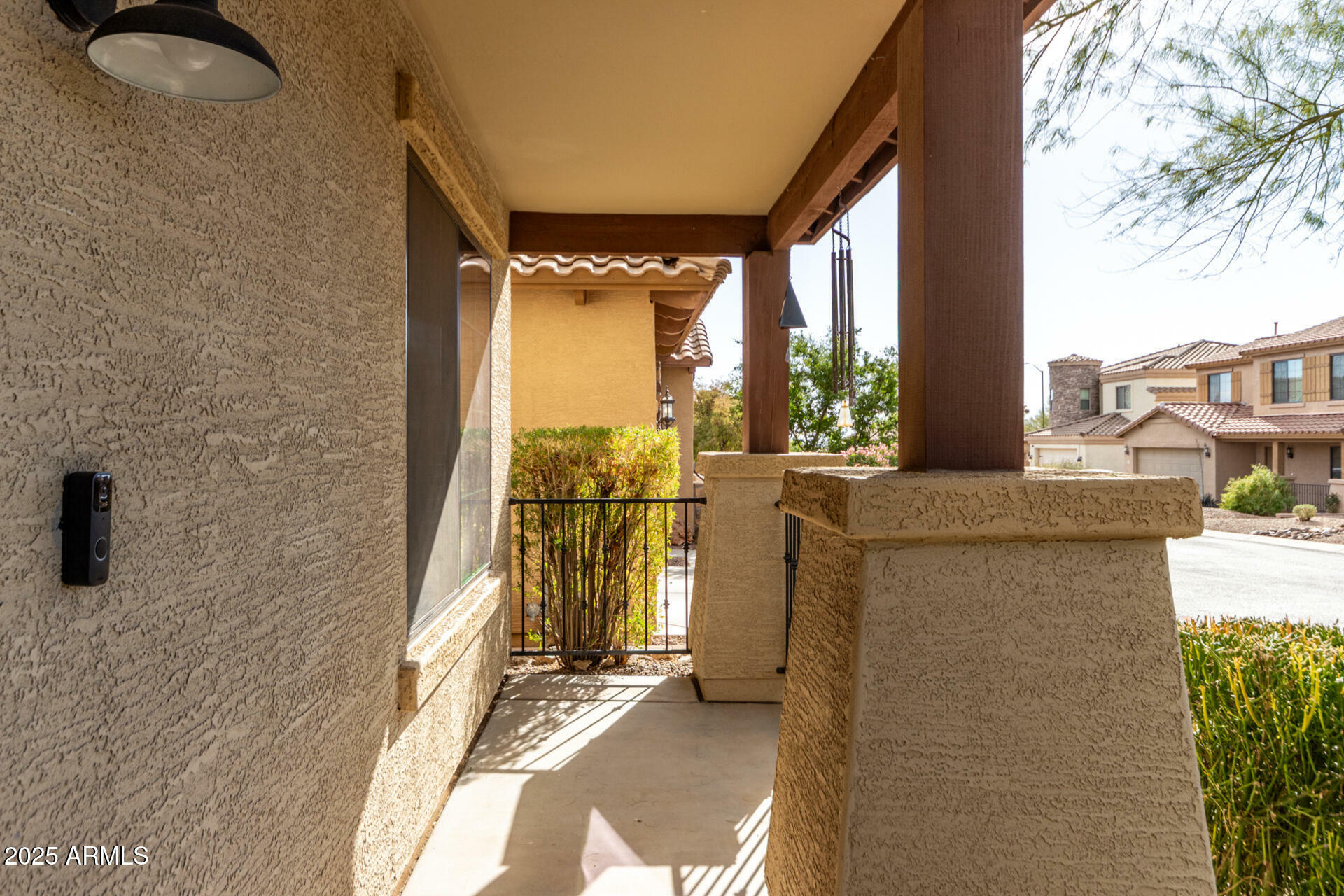 Property Photo:  1245 N Compton Circle  AZ 85207 