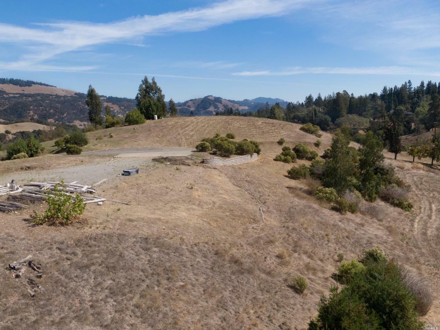 Property Photo: 3437 Hidden Hills Drive CA 95404