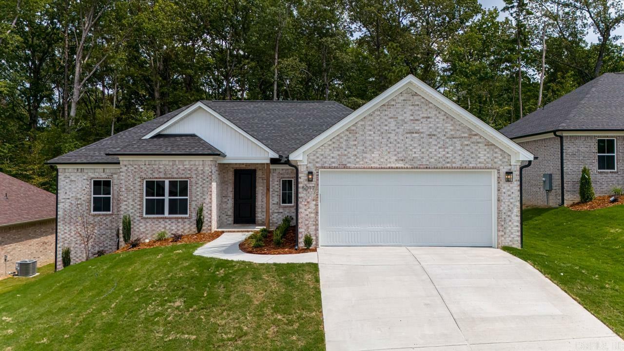 Property Photo:  5017 Springwood Circle  AR 72022 