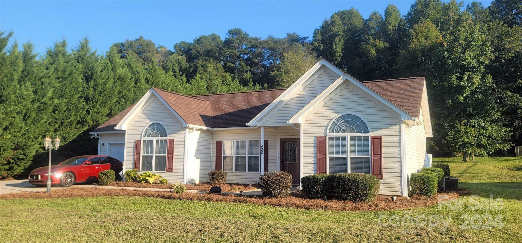 Property Photo:  426 Summer Ridge Road  NC 28164 