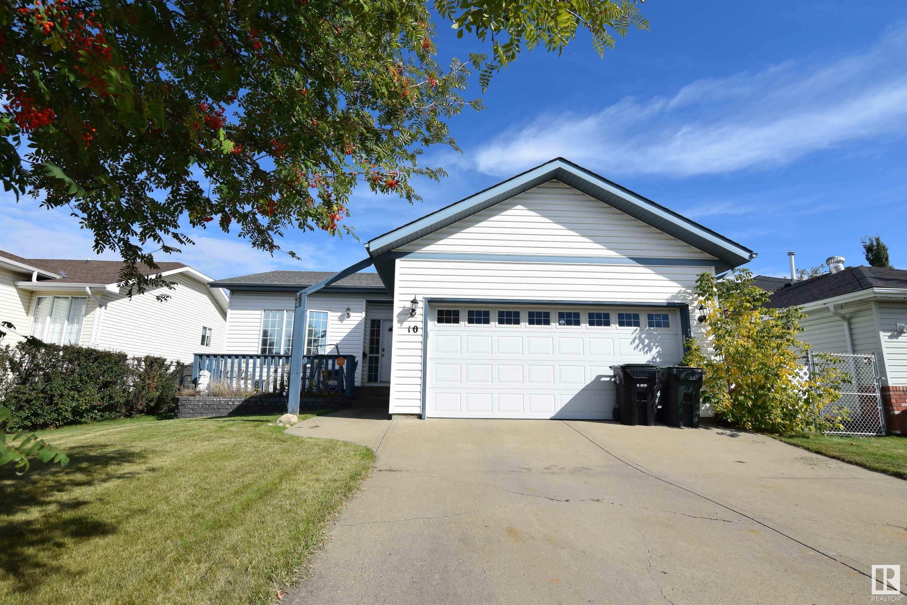 Property Photo:  10 Grassview Crescent  AB T7X 3H3 