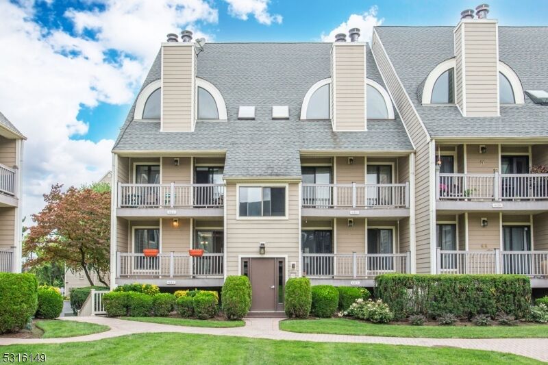 Property Photo: 611 River Renaissance C-11 NJ 07073